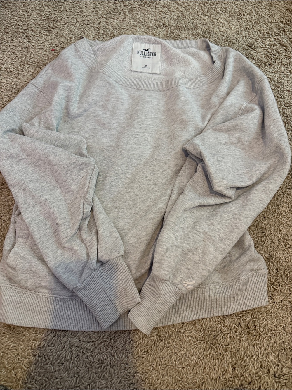 Hollister Light Heather Gray Crewneck Sweatshirt